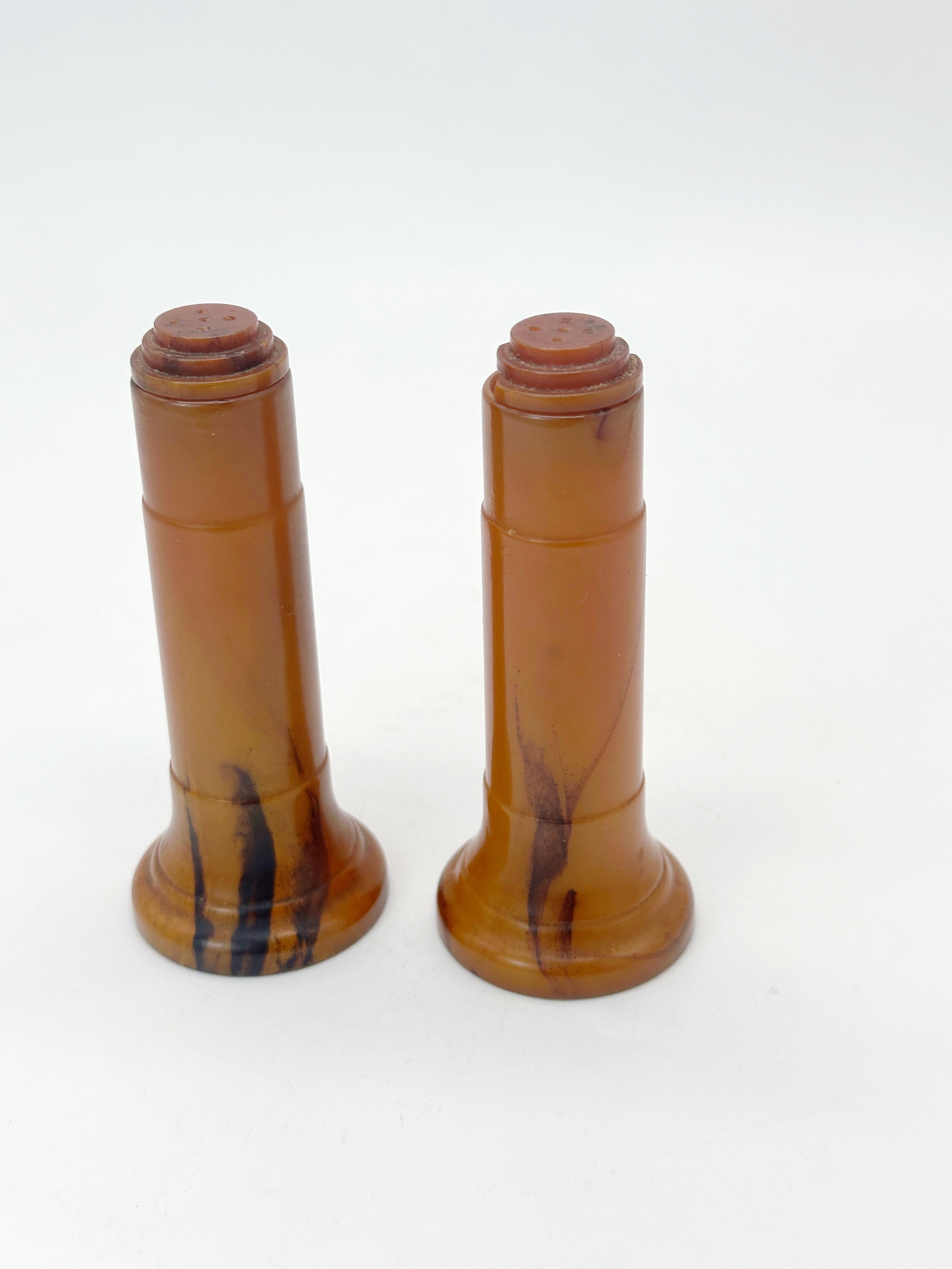 Jugendstil Salzstreuer Set aus Bakelit um 1900