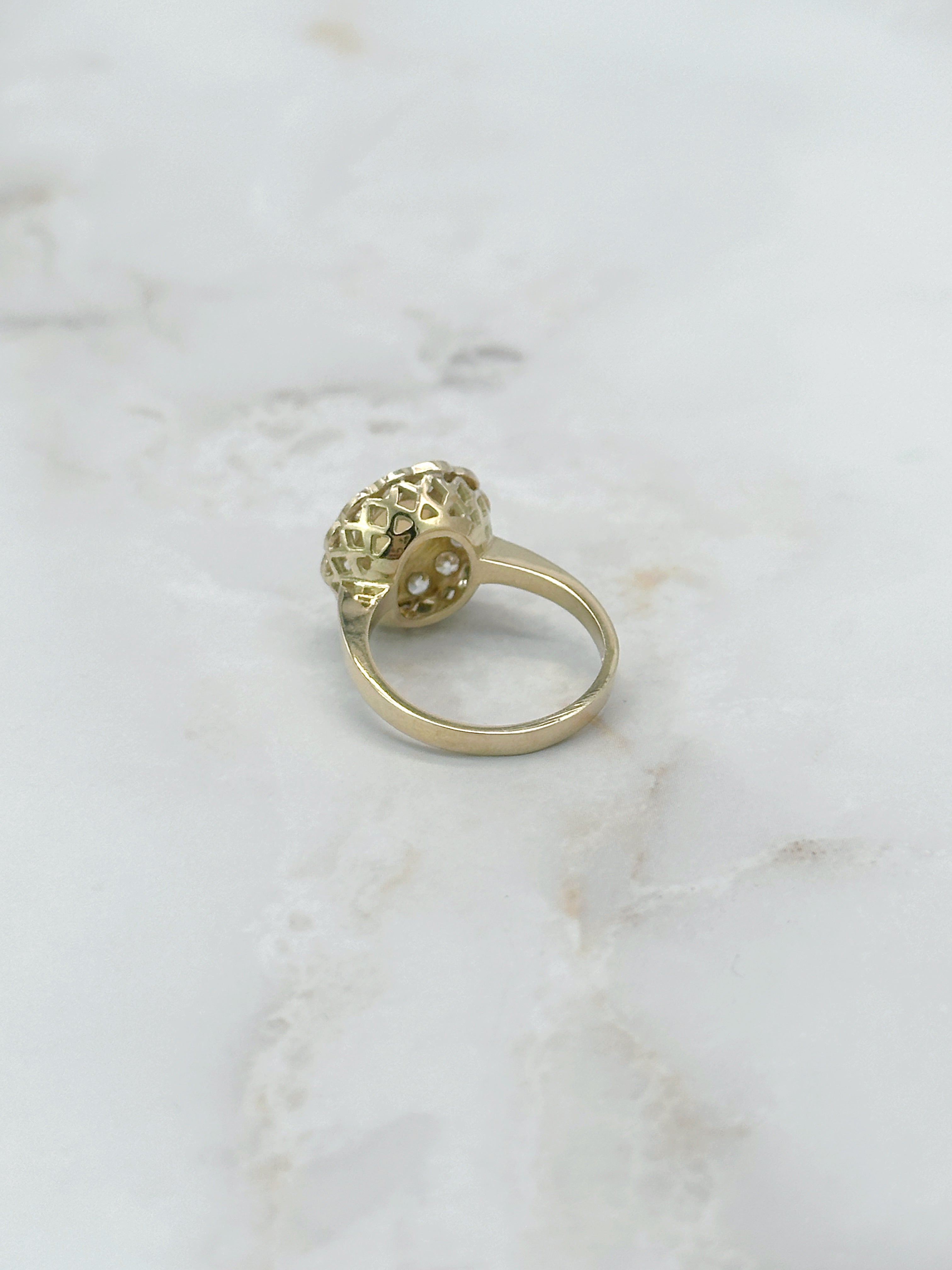 Goldring mit synthetischem Opal und Zirkonia in 585 Gelbgold